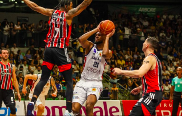 Flamengo e São Paulo iniciam confrontos das semifinais do NBB